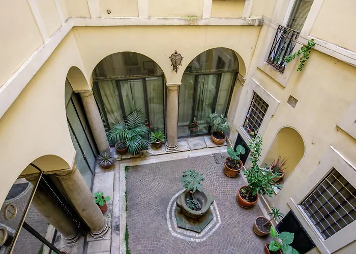 בית הארחה Navona Sky Palace