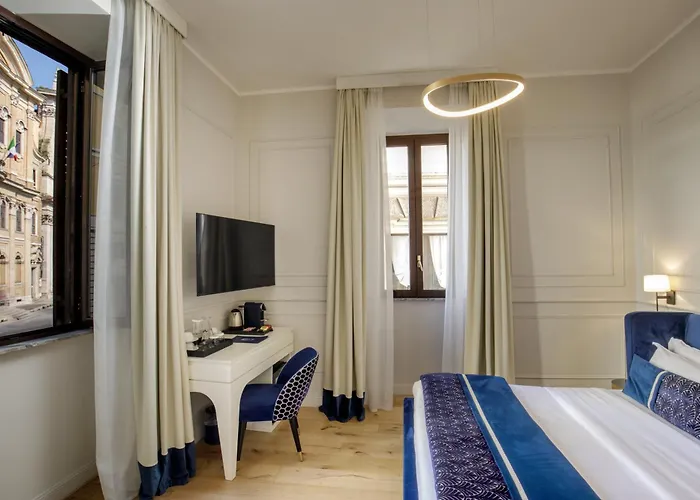 Navona Sky Palace בית הארחה