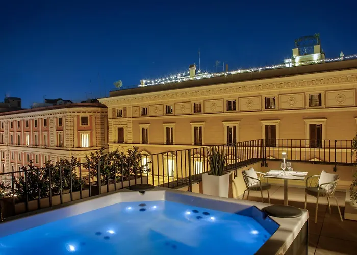 Navona Sky Palace